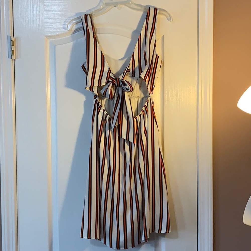 Dress - Picture 3 of 4